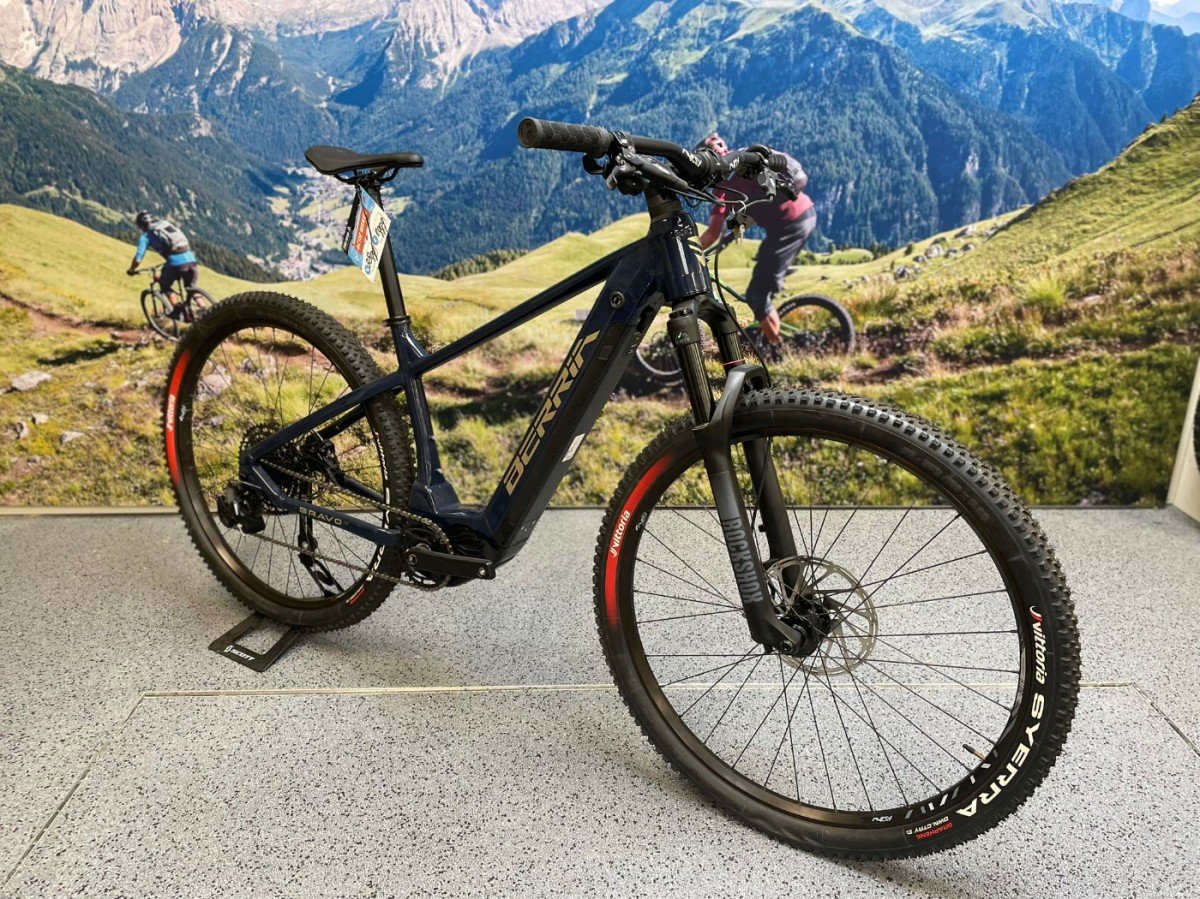 Berria Hybrid HP6 M