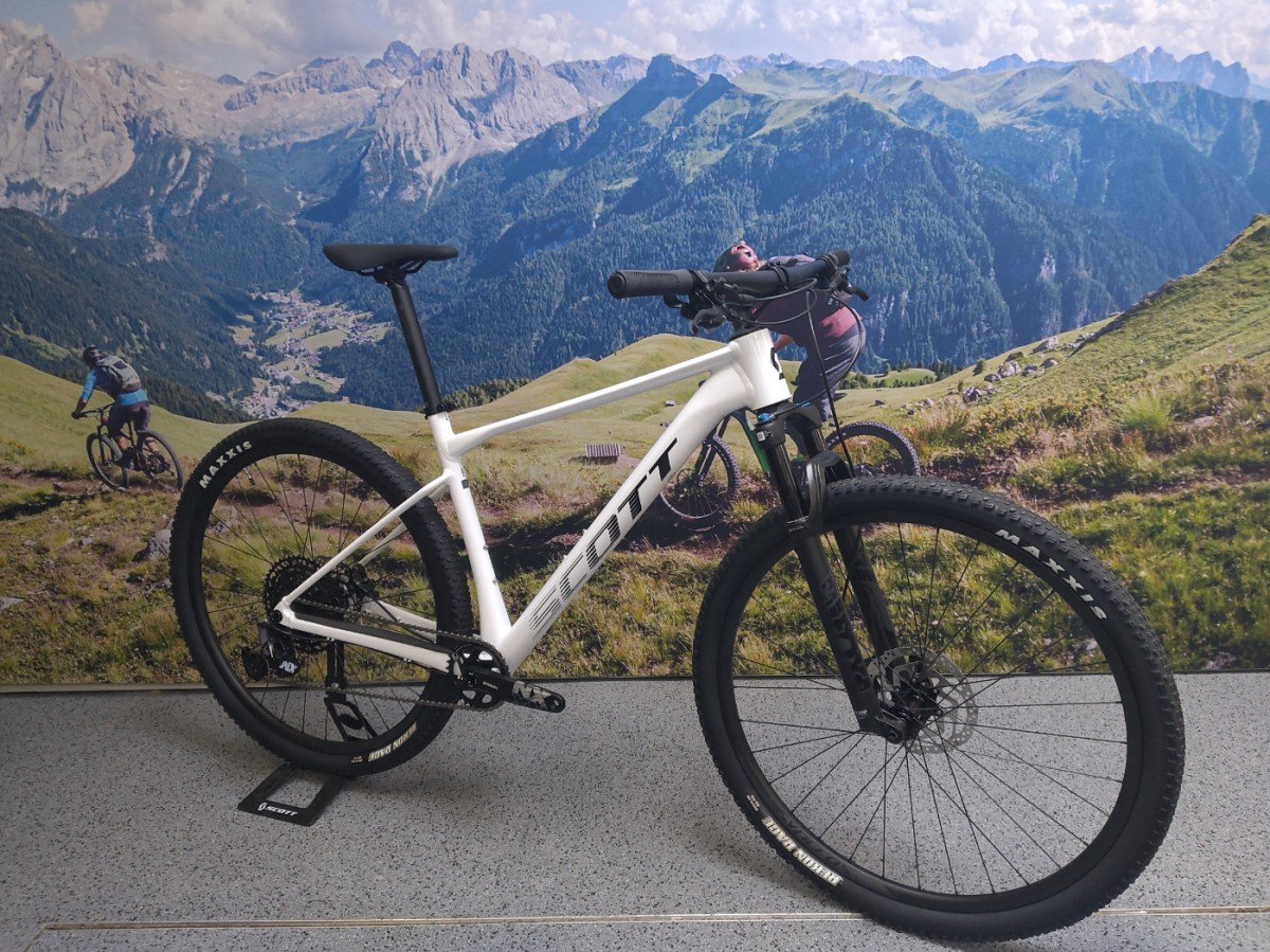 Scott Bike Scale 960