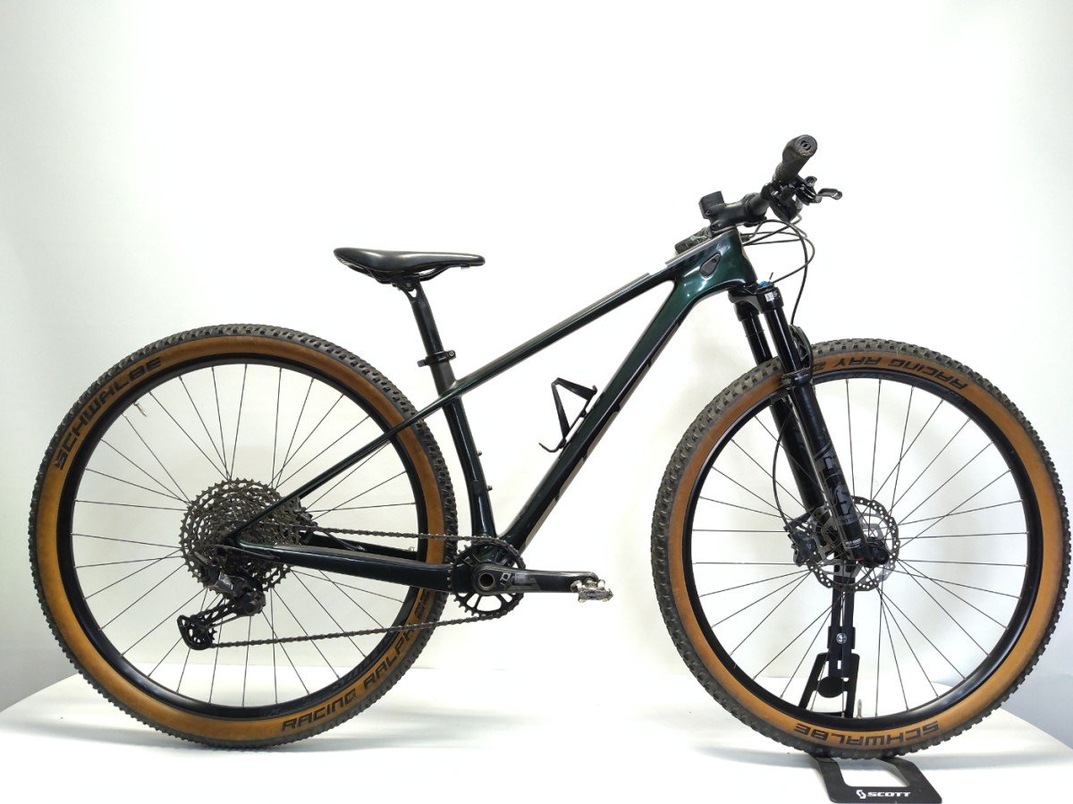 Scott SCALE 930 S WAKAME 