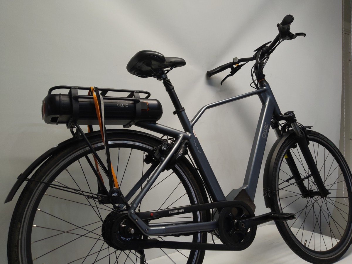 Qwic Premium MN330 Male GRAPHITE