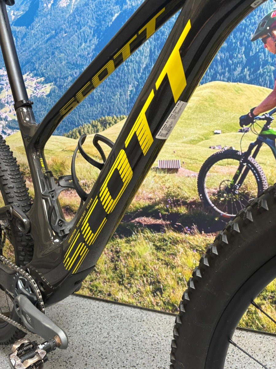 Scott SPARK RC TEAM ISSUE TR M