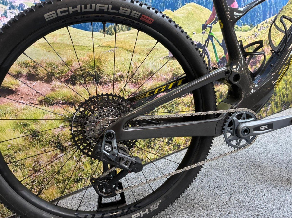 Scott SPARK RC TEAM ISSUE TR M