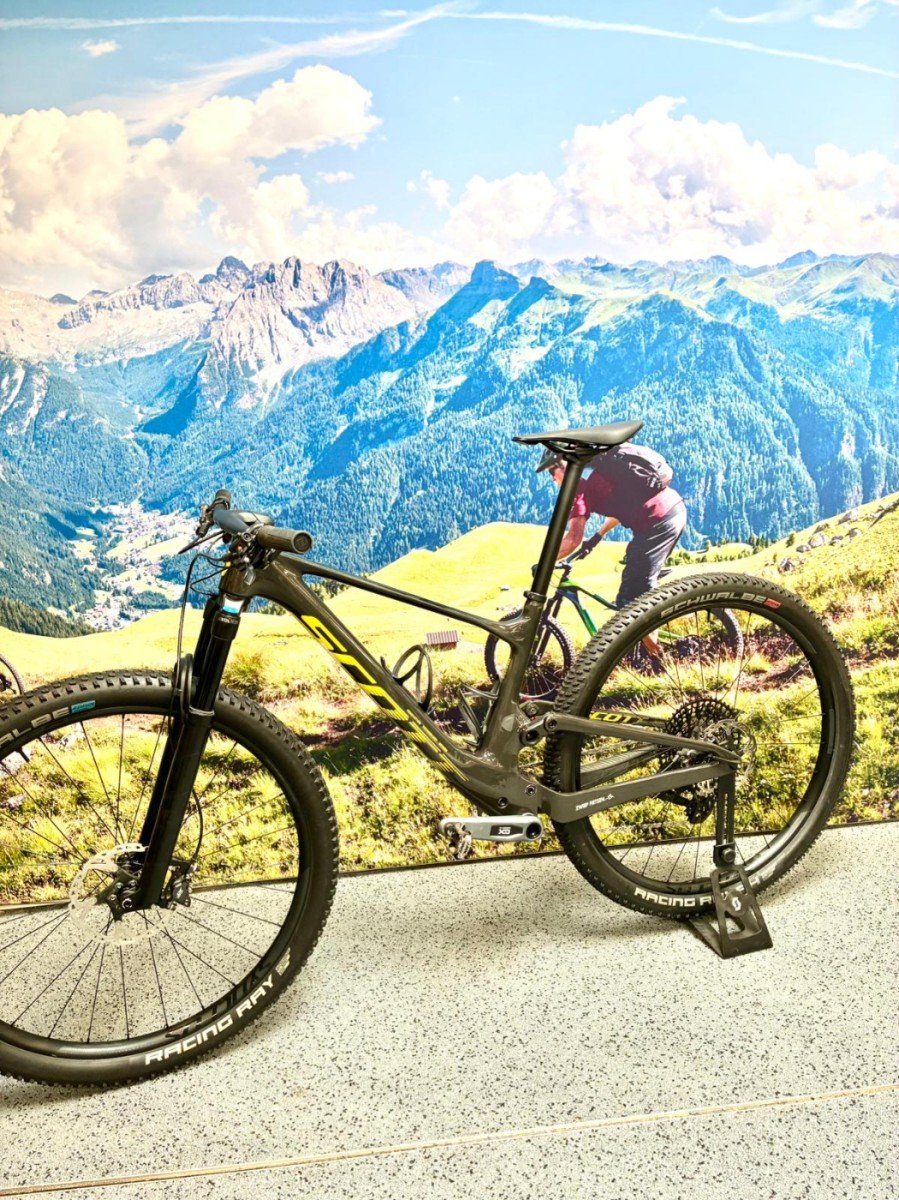 Scott SPARK RC TEAM ISSUE TR M