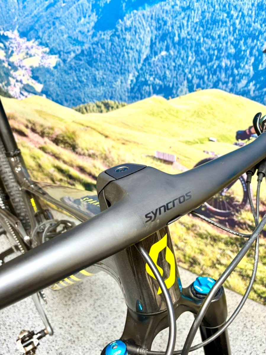 Scott SPARK RC TEAM ISSUE TR M