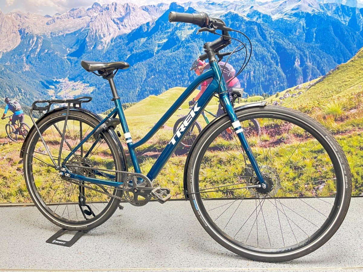 Trek District 3 Equipped Stagger