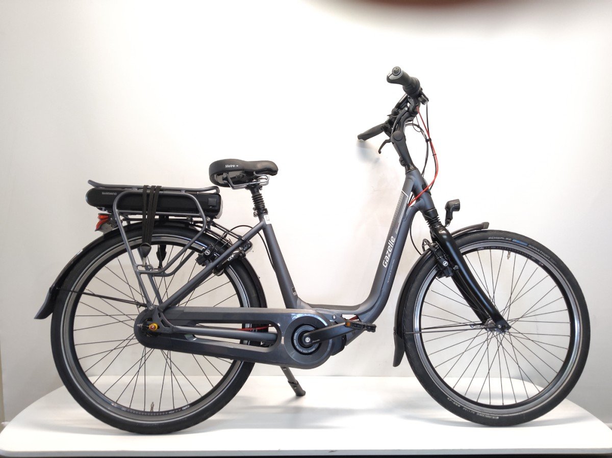Gazelle Ami C8 HMS  