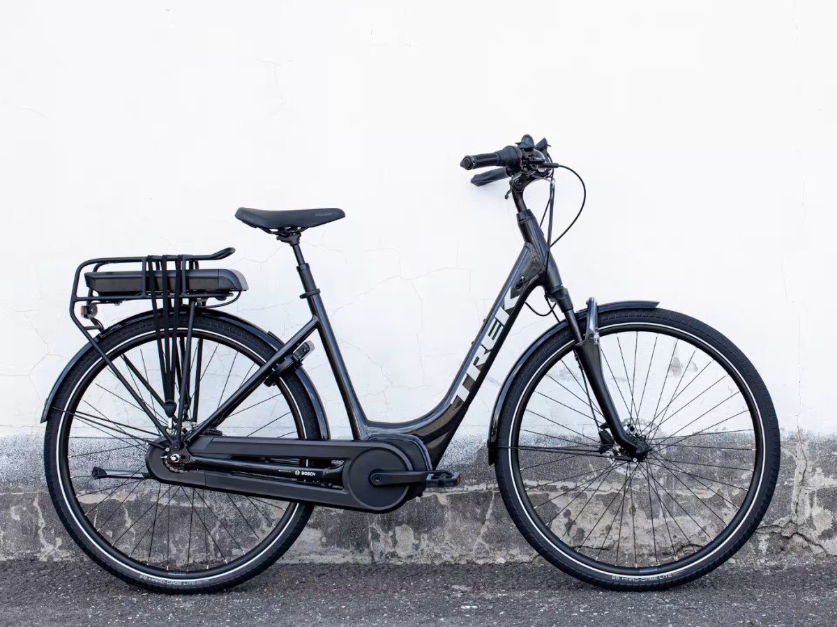  Trek District+ 4 Dnister Black E-bike